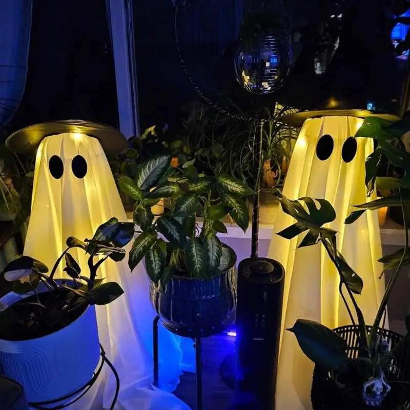 

Glowing Ghostly Figure Ornament Halloween Decoration 120cm High For Porch Garden 87HA