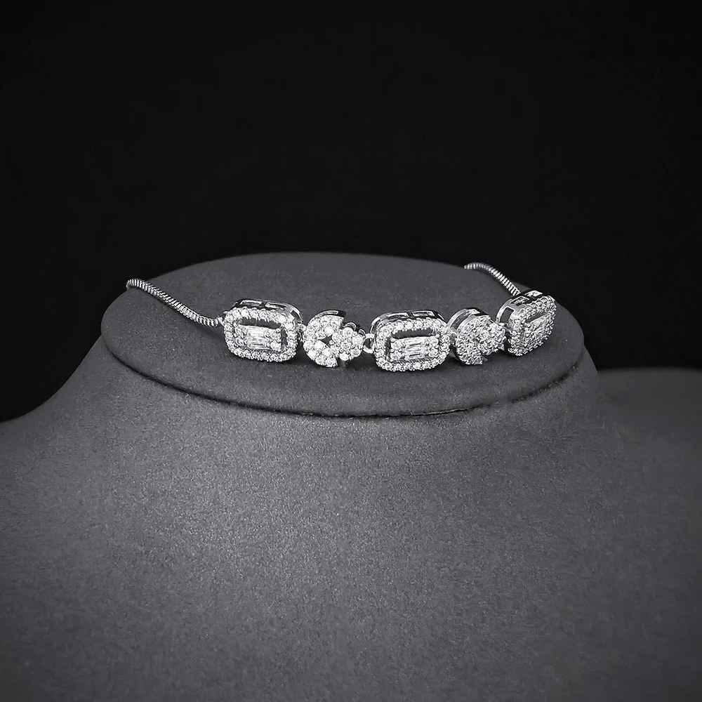 Light Luxury Exquisite Retro Silver Shiny Versatile Women's Anniversary Banquet Commemorative Jewelry Free Shipping Items S030