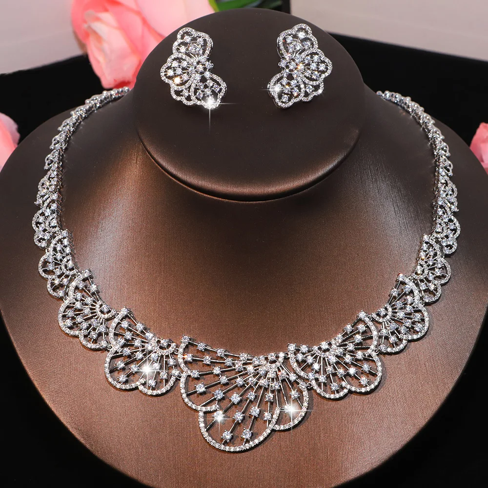 Luxury Crystal Jewelry Set Cubic Zirconia for Women Wedding Engagement Party Accessory Suitable for Dudai Africa Middle