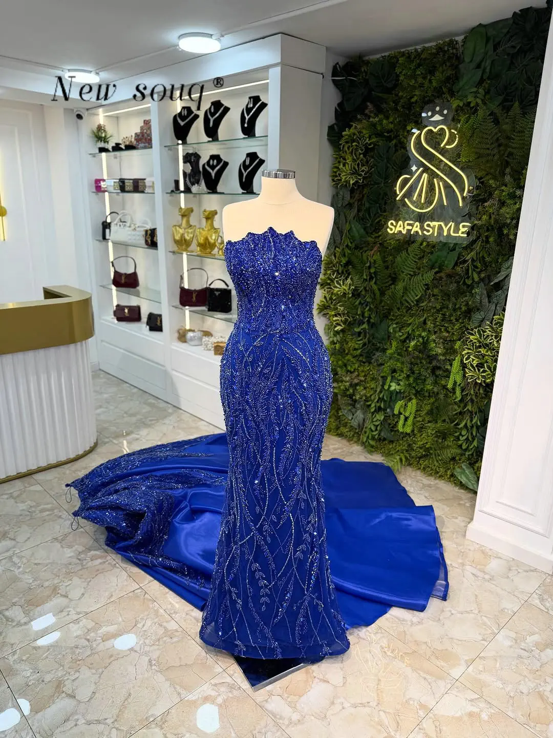 فساتين سهرة 2 في 1 باللون الأزرق الملكي بدون حمالات مع تنورة من الساتان مخصصة أنيقة لحفلات الزفاف الرسمية وحفلات الليل #4