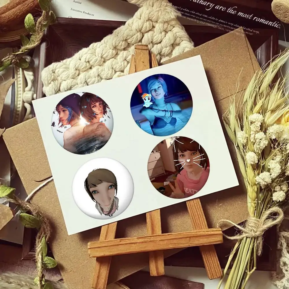 Cool Game L-Life Is Strange Hot Brooches On Backpack Decoration Round Enamel Pins For Jewelry Gifts Bag Accessorys