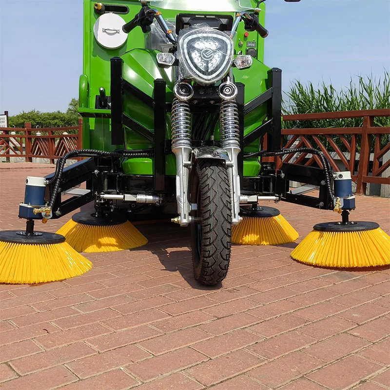 Picture 4: Yahasi Leaf-Collect Vehicle with Engine 1 Year Warranty