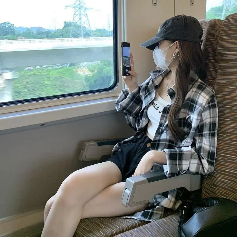 لوسيفر 2025 قمصان جديدة للنساء خمر كم طويل زر متابعة منقوشة قميص امرأة الموضة العصرية شارع العليا بلوزة فضفاضة معاطف