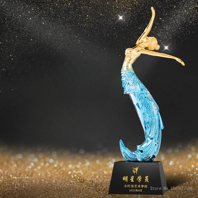 

Индивидуальное украшение для дома с хрустальной основой, танцевальный трофей павлина, отличная церемония наград, креативный подарок для рукоделия, смола, богиня, 1 шт.