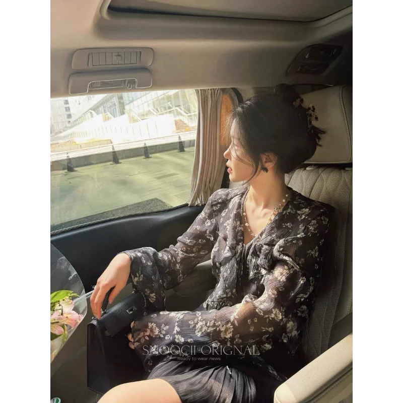 جديد ريترو الدانتيل الخامس الرقبة الفطريات الحواف قميص الأزهار المألوف تنوعا عارضة طويلة الأكمام أعلى