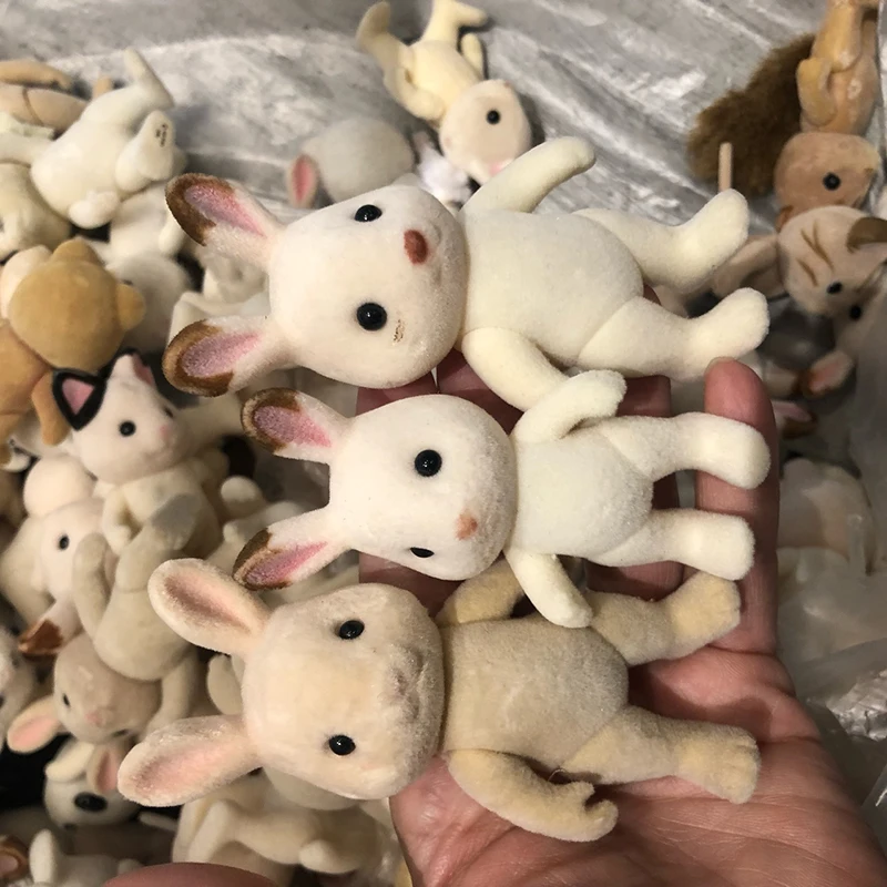 Zufällige 1 Stück Wald Familie Tier Figur Kaninchen Bär Hund beflockt zottelige Figur Tiermodell Spielzeug für Kinder Fabrik Mängel