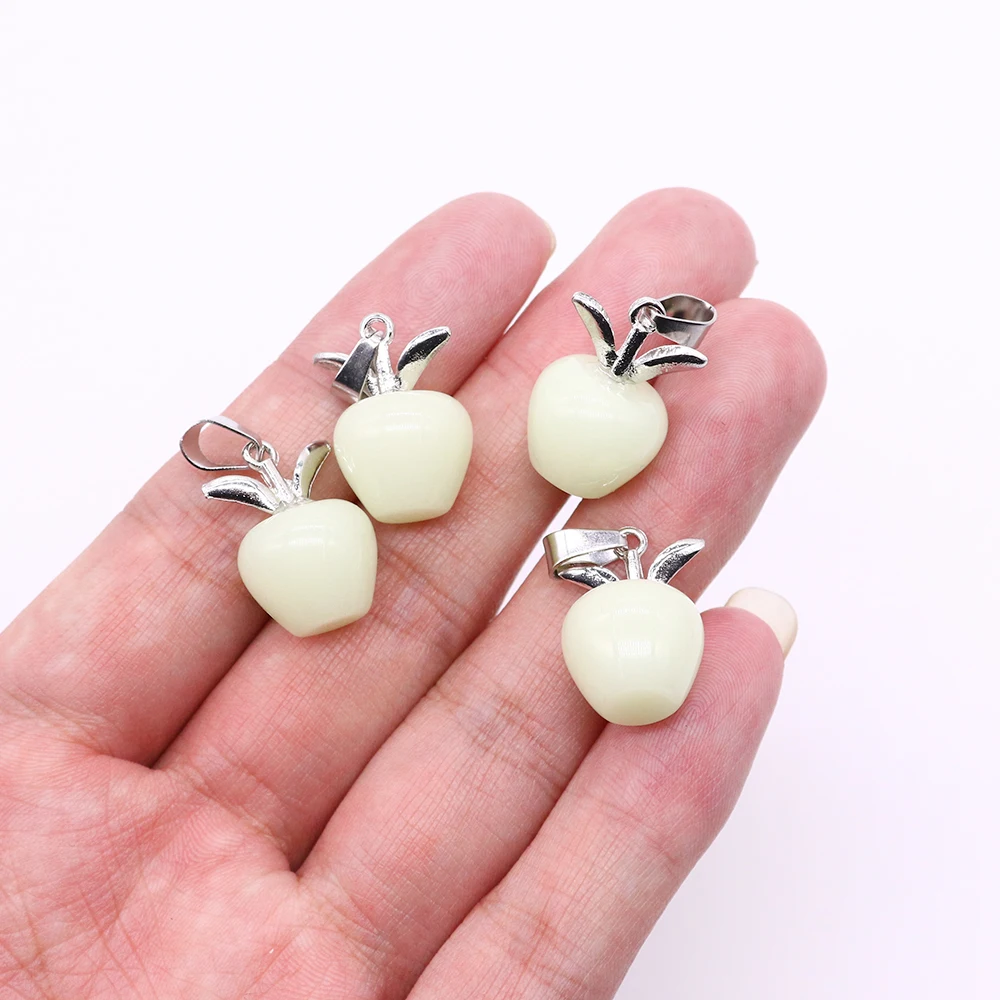 4pcs Natural Stone Apple Pendant Woman Fashion Jewelry Hand Carved Agate Crystal Quartz Pendants for DIY Necklace Accessories