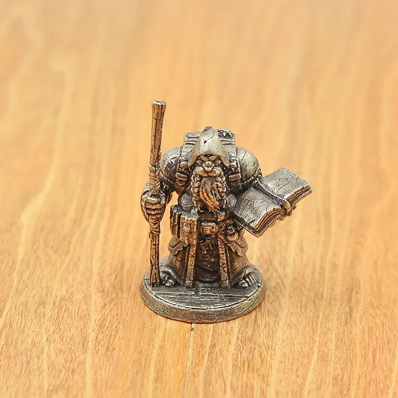 النحاس قزم ماج الجندي تمثال الجدول لعبة الشطرنج سيارة الديكور هدية ديكور المنزل التماثيل الزخرفية اكسسوارات المنمنمات #1