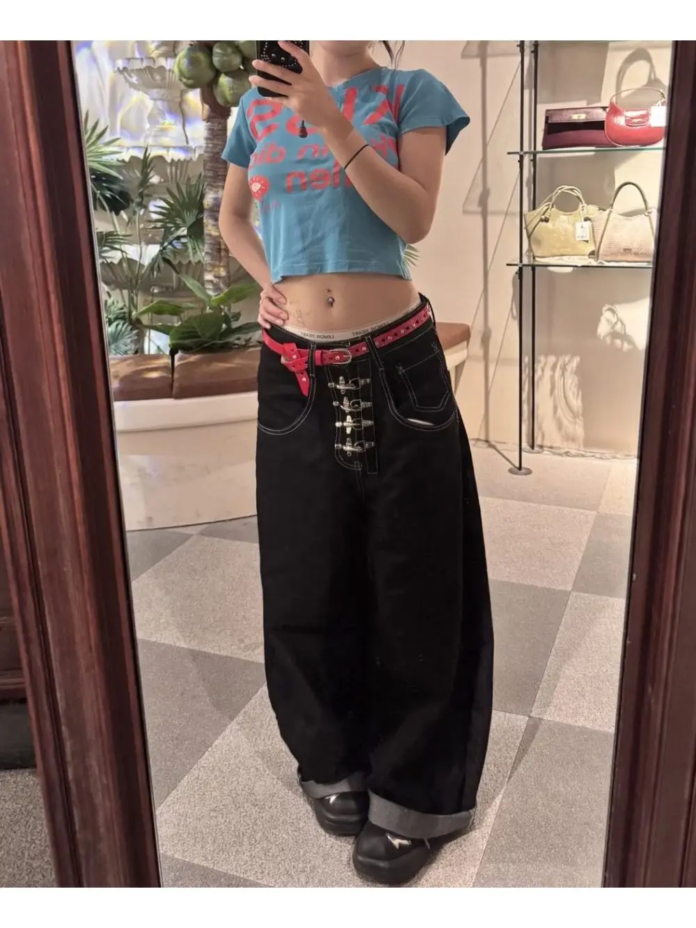 

2026 new retro front metal buckle decoration loose denim pants, versatile for daily use, street ins casual trend, niche unisex