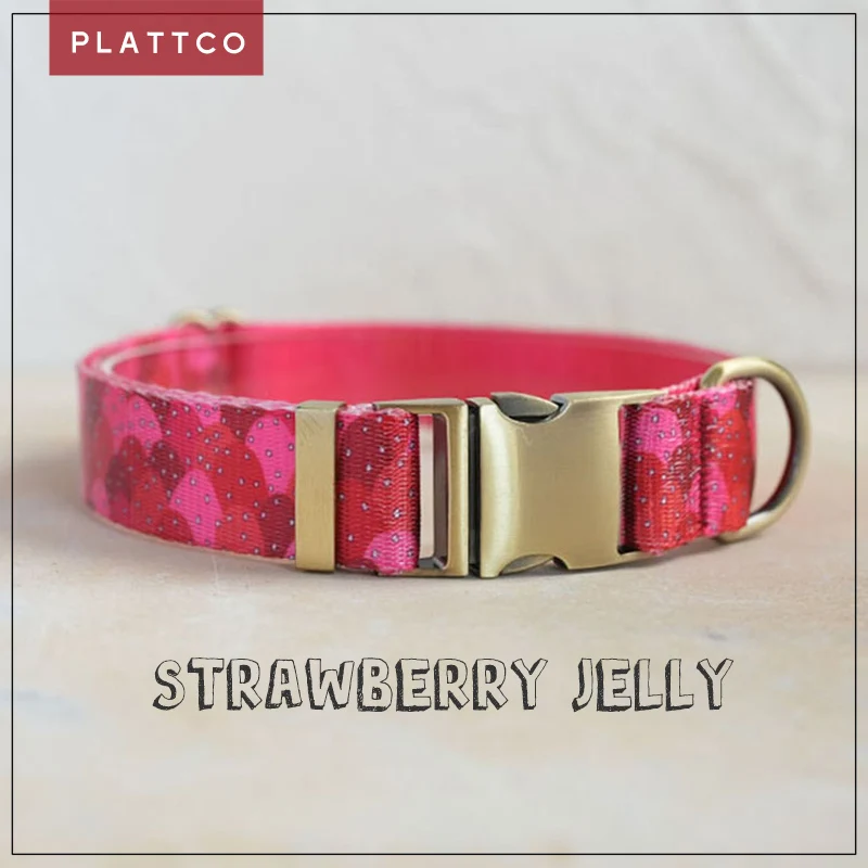 PLATTCO unique design dog collar print STRAWBERRY JELLY with high-quality bronze buckle size 5 PDC322Br