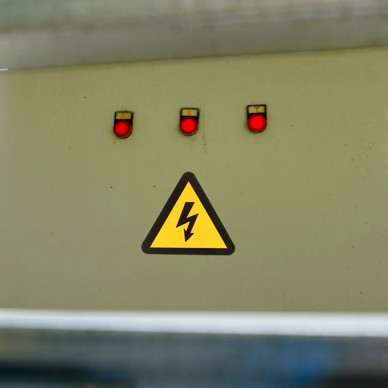 30Pcs High Voltage Warning Sticker Reliable Safety Label for Power Box Transformer Equipment Hazard Sign Decal