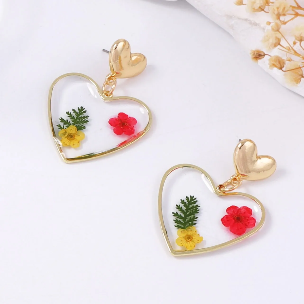 Creative Mori love flower earrings transparent camellia dried flower earrings design sense ins earrings
