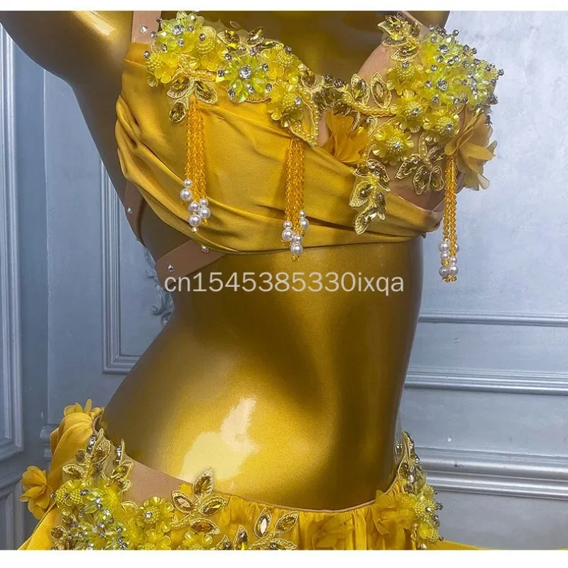 ชุดเต้นระบำหน้าท้องสีทองหรูหรา ชุดการแสดงสไตล์โอเรียนทัล ชุดเต้นรำสำหรับผู้หญิงแบบมืออาชีพ ออกแบบตามสั่ง สำหรับการแสดง สง่างาม