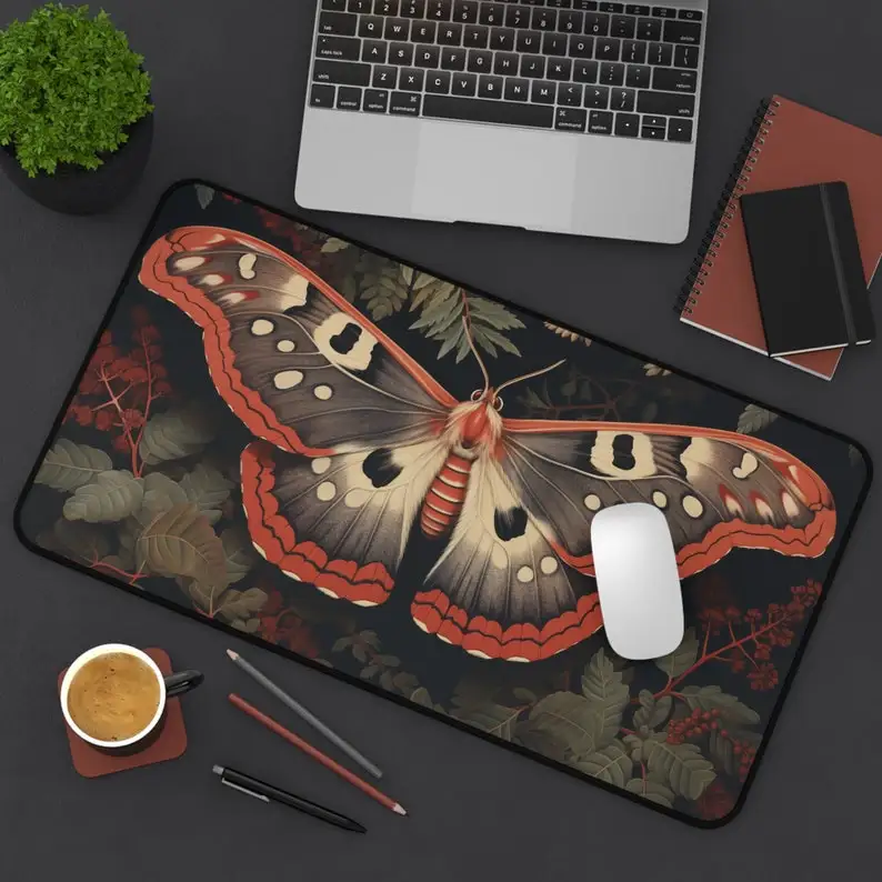 

Silk Moth Pattern Mouse Pad, Non-slip and Waterproof Mouse Pad, Office Game Table Decoration Mat, The Perfect Gift for Friends.