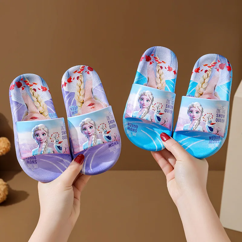 Pantoufles de maison Disney pour enfants, sandales de salle de bain d'été pour filles, chaussures de sol de plage, princesse Elsa, dessin animé congelé