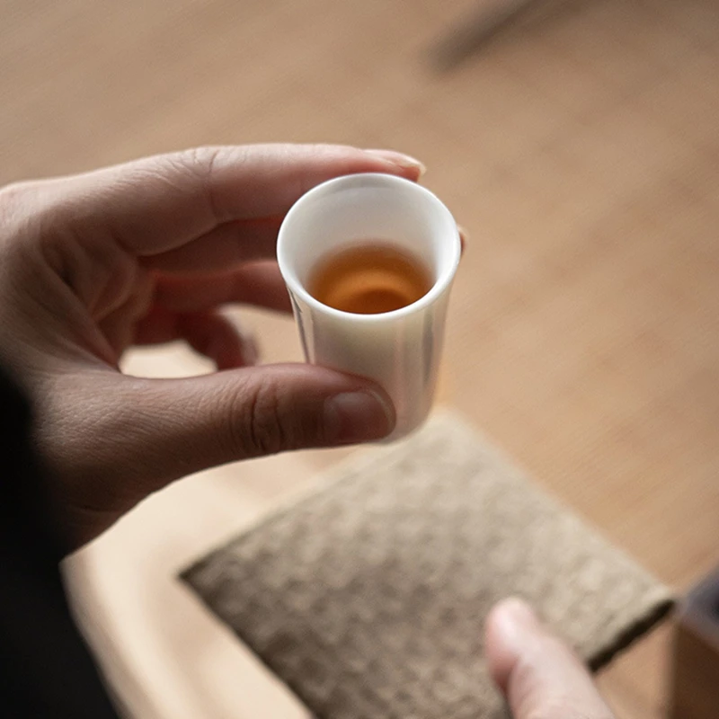 -طقم فناجين شاي بورسلين أبيض أنيق من ESTR - فنجان شاي من اليشم الدهون للأغنام، أكواب تذوق الشاي الصينية للتجربة العطرية