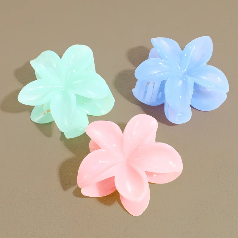 8CM 여성 플라스틱 바레트 달콤하고 귀여운 Plumeria 꽃 모양 머리핀 상어 클립 헤어 액세서리 순수 컬러 젤리 스타일