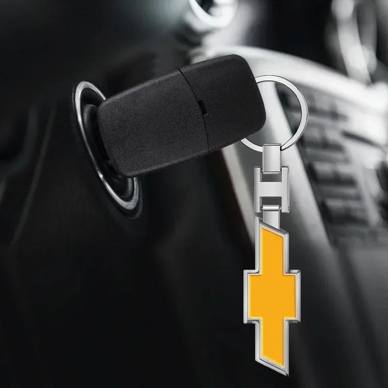 ثلاثية الأبعاد سيارة معدنية شارة مفتاح سلسلة المفاتيح الزخرفية حلقة اكسسوارات لشروليه كروز كابتيفا لاكيتي شرارة أفيو أورلاندو أبيكا