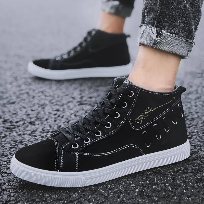 Spring and Autumn New Men's Denim Canvas Casual Sneakers Fashionable High Top Comfortable Men Flat Bottom Shallow Mouth Sneakers