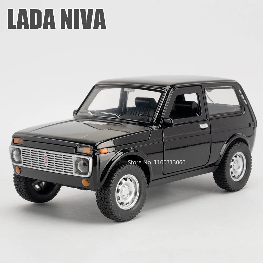 Big 1/18 Russia Lada Niva Model Car Toys Alloy Diecast Doors Can Opened SUV Models Rubber Tires Off-road Friend Birthday Gift