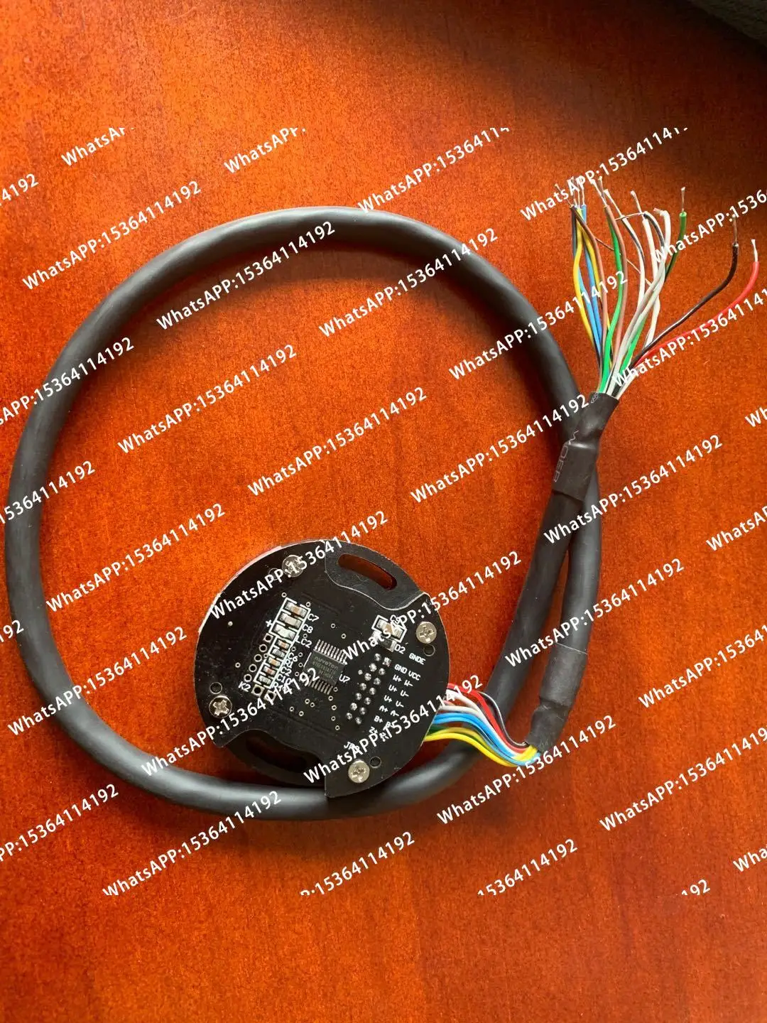 Incremental Rotary Magnetic Encoder 2500 Lines ABZ Output 4 Pairs of Poles UVW Ultra-thin Zero Delay Angle Sensor