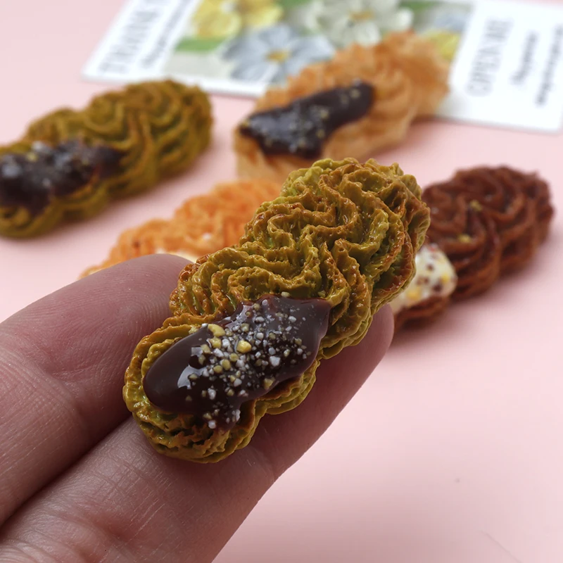 6/60PCS Resin Decor DIY Accessories Cookies Biscuits Chocolate Sauce Cookie Dollhouse Decor Crackers Model Decorative Models