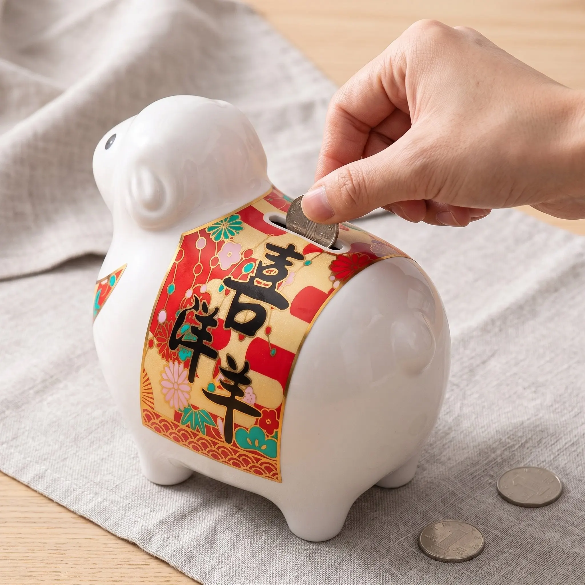 Ceramic Sheep Piggy Bank Lamb Coin Figurine 2027 Zodiac Sheep Piggy Bank Souvenirs Chinese Goat Statue  Fortune Money Saver