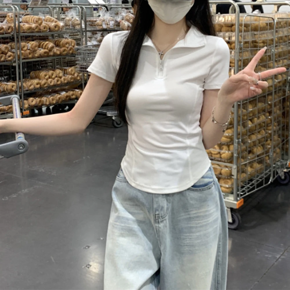 

Curved Waist Shirt Short Sleeve Top Comfortable Fit Polyester Spandex Blend Quick Drying Fabric Regular Length