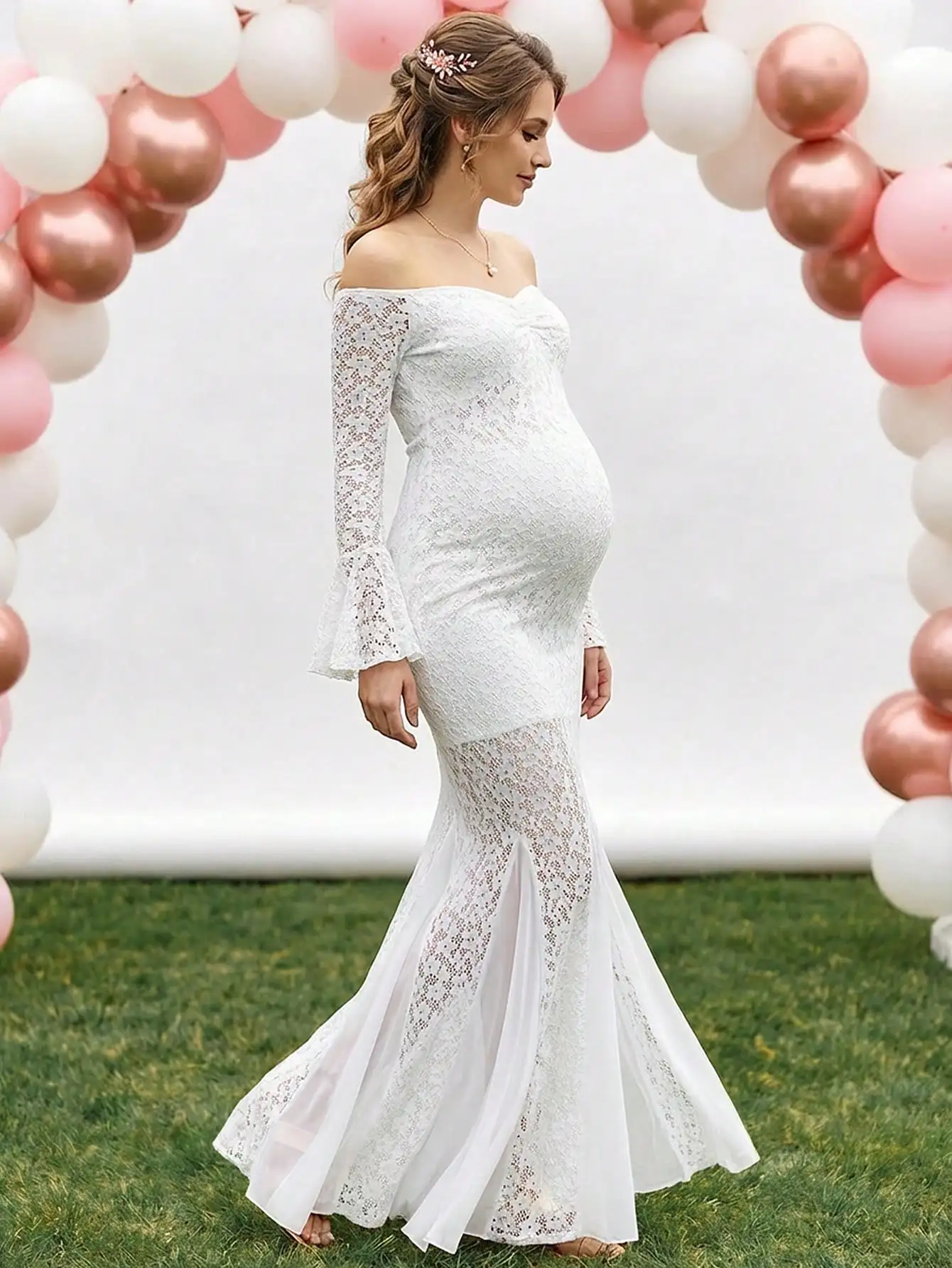 妊婦さん向けホワイトオフショルダーレース長袖マーメイドマキシマタニティドレス（ベビーシャワー、マタニティフォト撮影用）