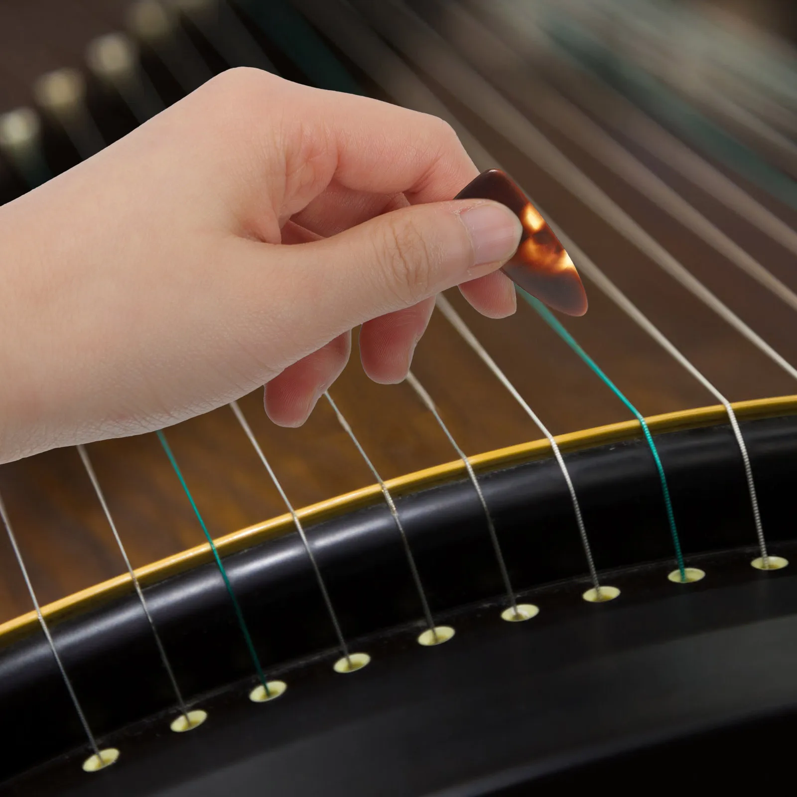 

1 set Guzheng Nails Durable Large Size Picks Wear Resistant Clear Sound String Instrument Accessories Practice Enjoyment Music
