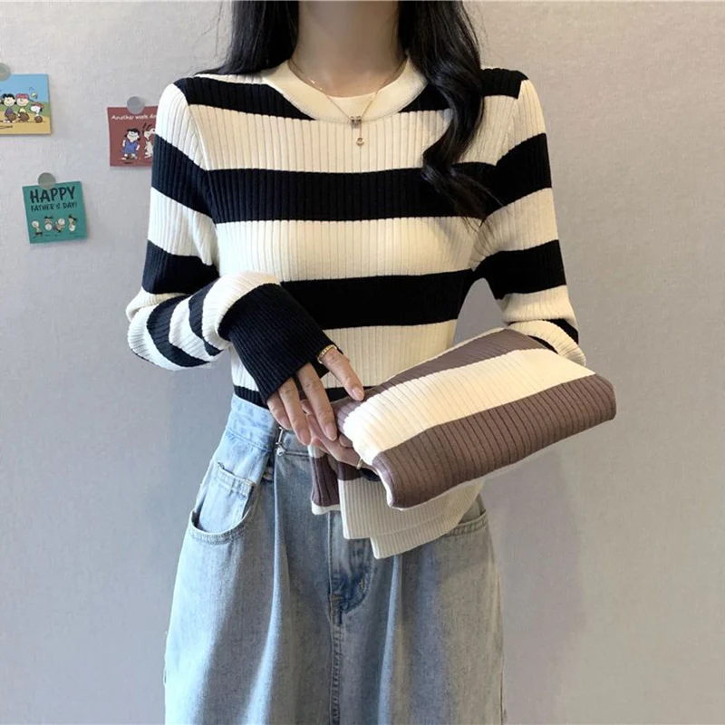 Korean Fashion Long Sleeve Stripped Sweater Women 2024 Round Neck Basic Knitted Pullover Woman Autumn Winter Slim Fit Knitwear