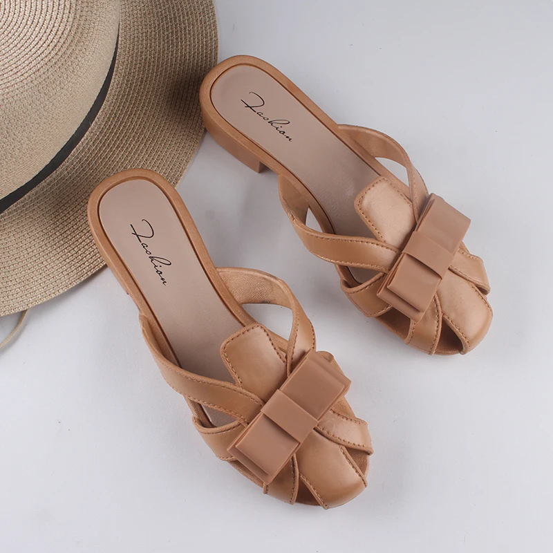 Women's Summer PVC Casual Wear Hollow Flat Fashion Women's Slippers