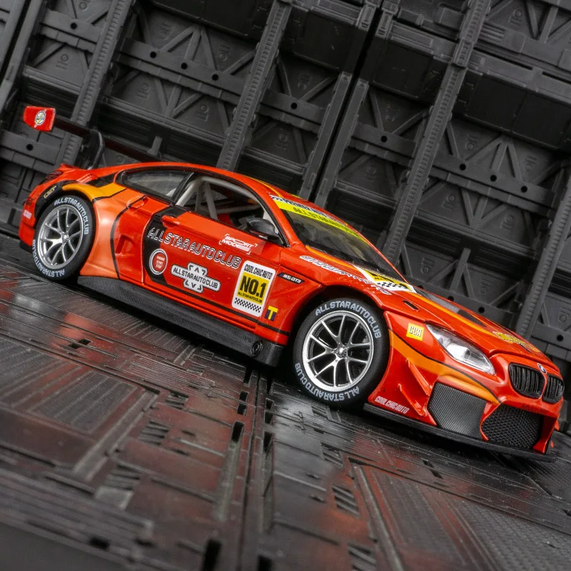 1:24 BMW M6 GT3 سباق السيارات عالية محاكاة دييكاست سبيكة معدنية نموذج سيارة ضوء الصوت التراجع جمع الاطفال لعبة الهدايا