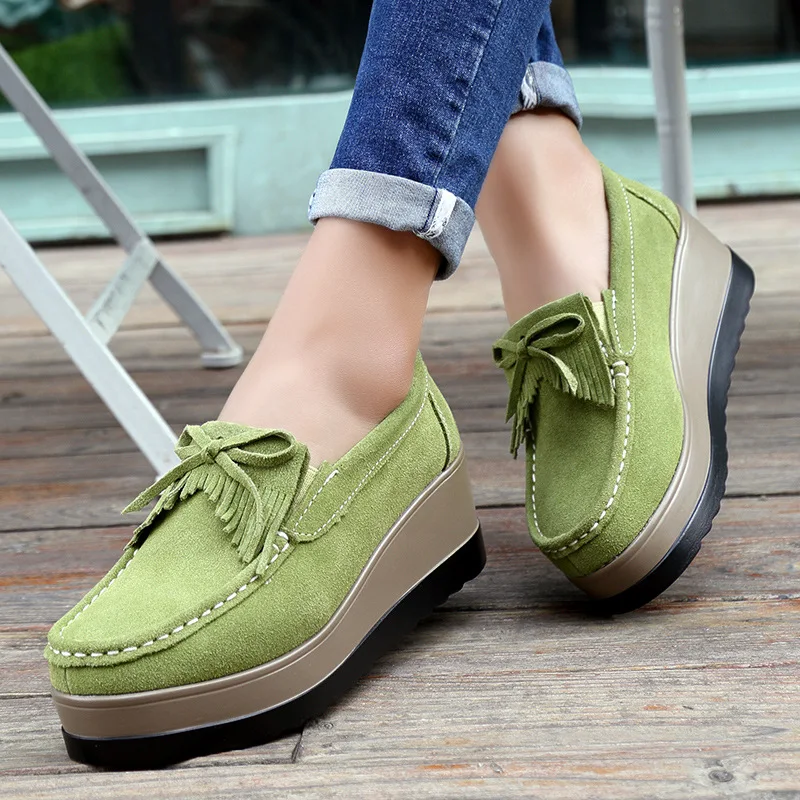 

Fashon Green Suede Shoes of Women 2025 Spring Platform Leather Flats Slip on Sneakers Designer Tassel Fringe Loafer Moccasins