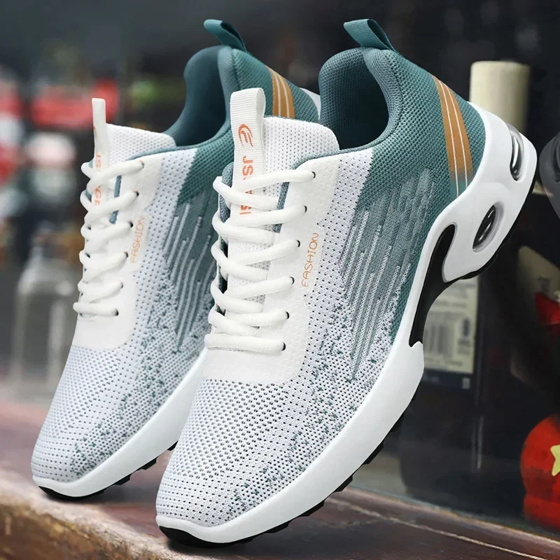 Men Running Shoes Soft Sole Sports Casual Style Running Shoes Men's Spring and Autumn New Trendy Breathable Bottom Men's Sneaker