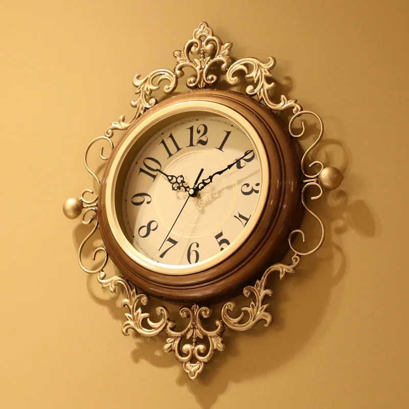 Gold Vintage Wall Clock Light Luxury European High End Design Fashion Wall Clock Creative Unusual Art Reloj De Pared Home Decor