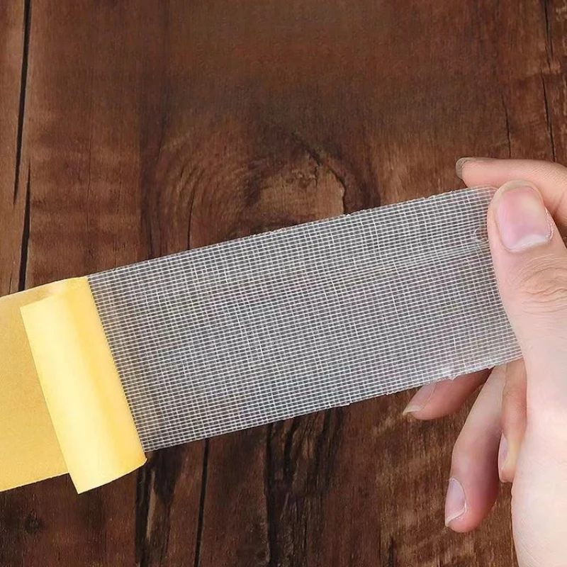4 لفات من شريط لاصق قوي على الوجهين، شبكة قماش عالية اللزوجة، الطول الإجمالي 40 مترًا، مناسبة للسجاد والسجاد وورق الحائط