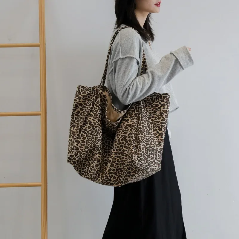 Bolso de compras informal de estilo perezoso con estampado de leopardo Popular, bolso para axila de estilo extranjero europeo y americano de gran capacidad