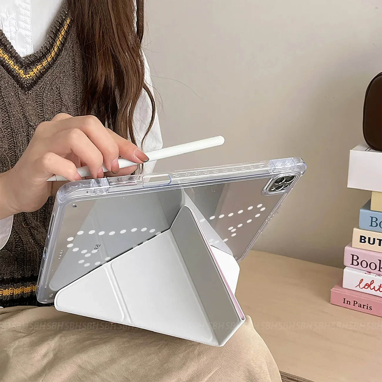 غطاء آيباد بتصميم أجنحة الملاك - مراجعة Ipad Cover Folio وسعره