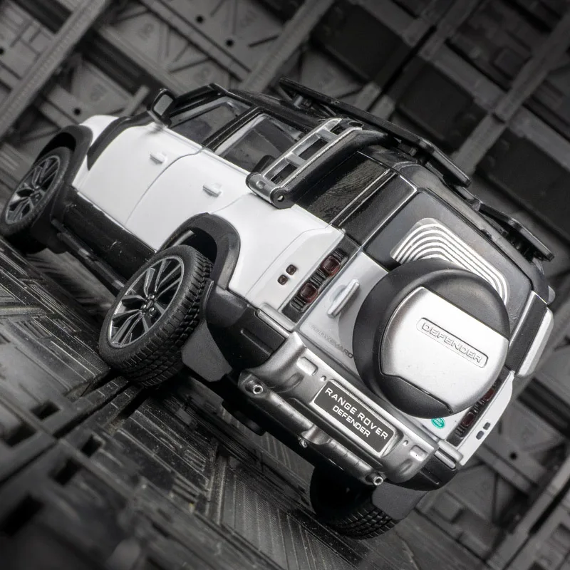 Modelo de vehículo todoterreno de aleación Land Rover Defender 110 1:32, colección de accesorios de coche, puertas y capó de motor, el maletero se puede abrir