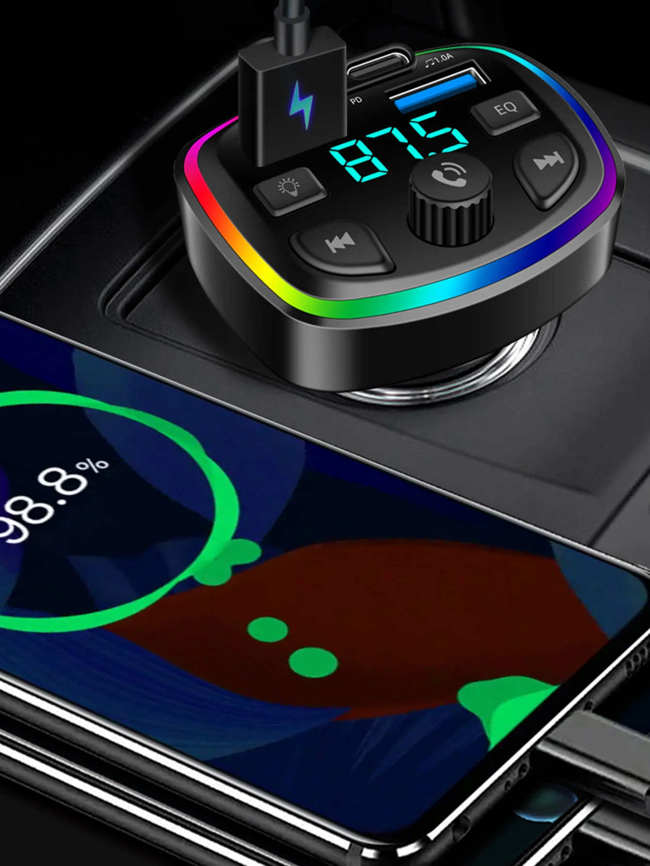 Автомобильное крепление Halo интегрируется MP3-плеер, прием FM-радио и функции передачи звука Bluetooth 5.0, поддерживает QC3.0