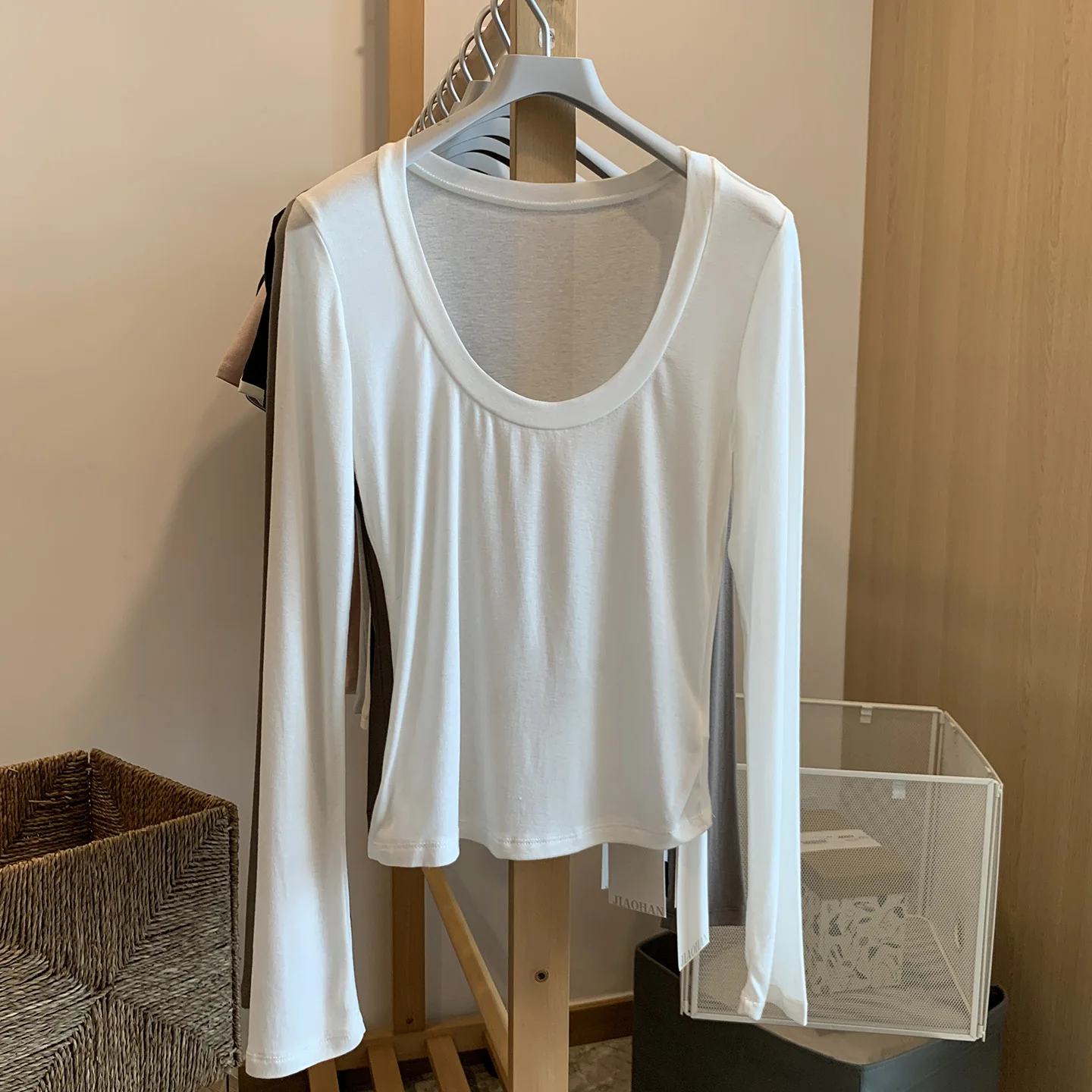 Lacele Long Sleeve U-Neck T-Shirt Women's Slim Fit Base Shirt Pure Color Inner Wear Semi-Transparent Ropa Versatile Top for S...