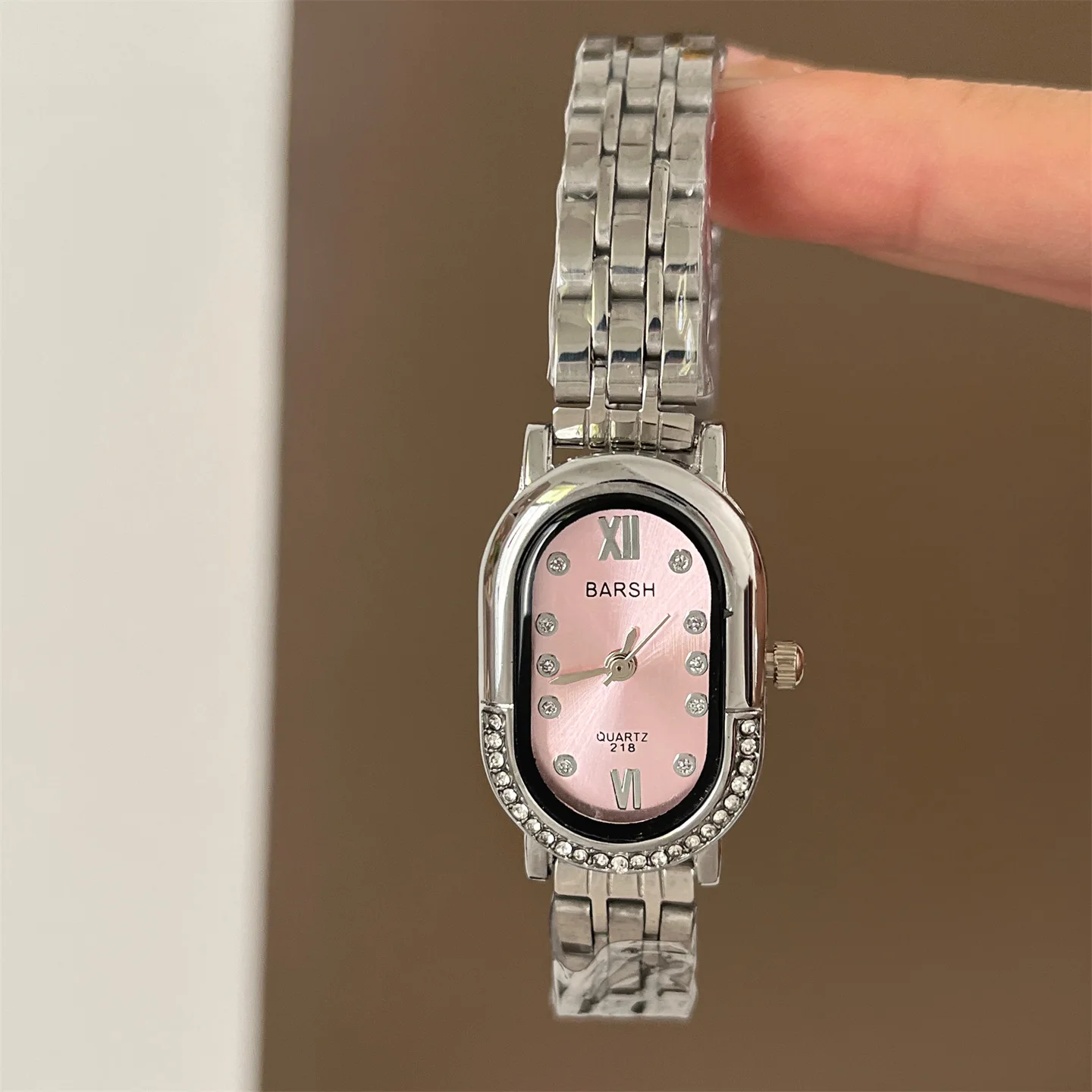 

Women'S Elegant Oval-Shaped, Petite, Stylish, And Sophisticated Stainless Steel Watch With A Luxurious Feel. (Watch Accessory)