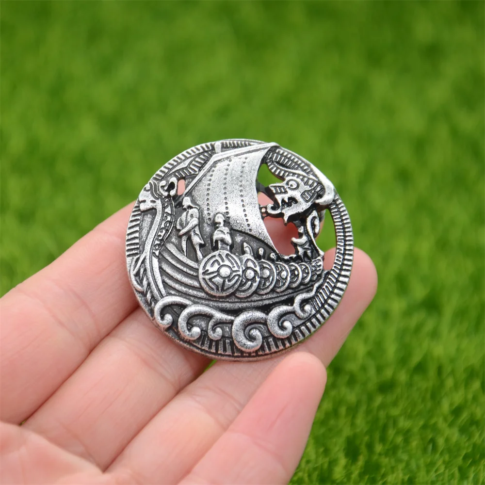 Nostalgia Viking Ship Brooch Pin For Friends Scandinavian Norse Witch Brooches For Women Men