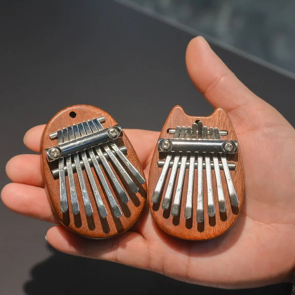 Pianoforte a pollice con dito squisito Kalimba a 8 tasti: strumento musicale Marimba di qualità Superdan