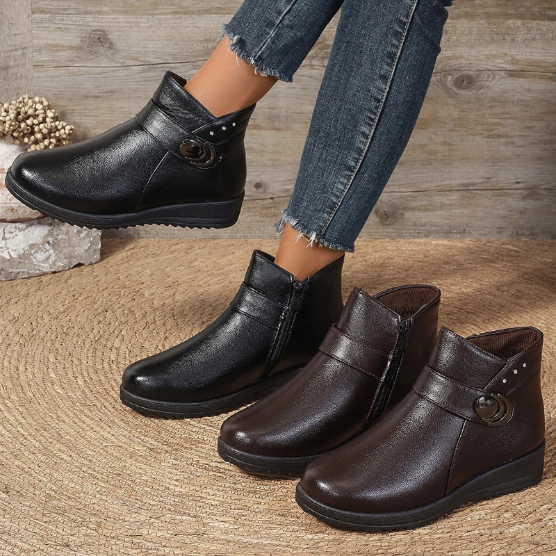 2024 Women Trend Metal Decoration Fashion Side Zipp Daily Boots Woman Outdoor Comfortable Round Toe Ankle Boots Shoes for Women