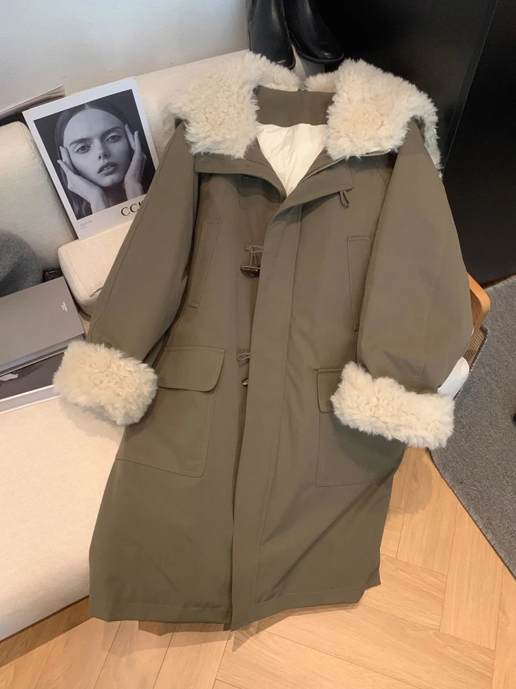 2025 Fashion Lamb Wool Splicing Women Winter Coat Korean Style Horn Button Cotton Padded Jacket New Warm Long Parkas Outerwear