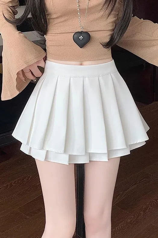 

Skirts Womens Faux Leather Pleated Mini Nightclub Sensual Modern Bar Bold Young Woman Trendy Adult Party Festival Fashion Skirt