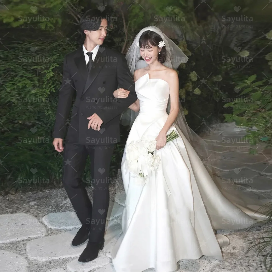 

Sayulita Romantic Wedding Party Bride Wear Dresses Strapless Sexy Back 웨딩드레스 Long Sweep Satin Robes De Mariée Customized