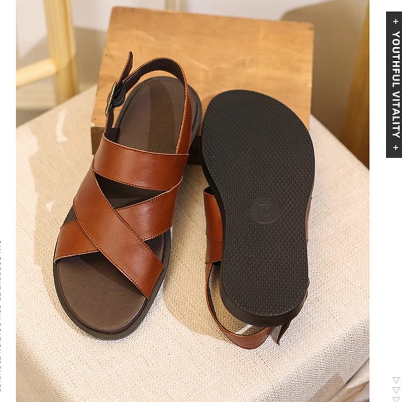Men\'s all leather sandals, summer outdoor slippers, casual dual-purpose Vietnamese beach shoes, sandals, and Roman slippers
